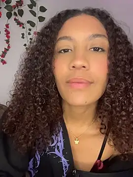 Daphnne Curly online show from June 21, 4:59 am