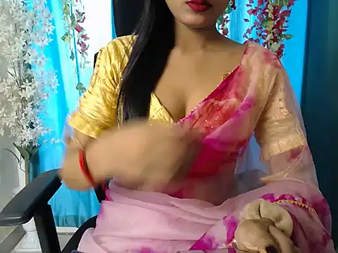 Naughtyy Ranii01 online show from July 16, 1:22 am