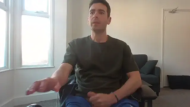 frenchbdmaninlondon online show from April 23, 10:58 am