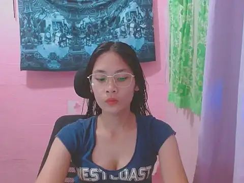 Sweetsexylady19 online show from June 3, 5:54 am