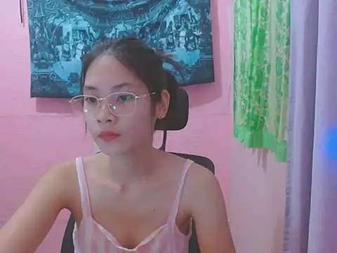 Sweetsexylady19 online show from July 5, 5:25 am