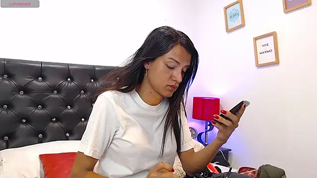SussanTS online show from May 23, 1:26 pm