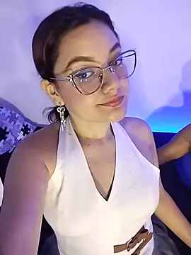 Snapshot of Evaa_02 chatting on July 20, 1:02 pm Evaa 02 online show from July 20, 1:02 pm