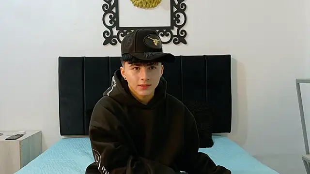 LunayDream online show from June 15, 11:45 am