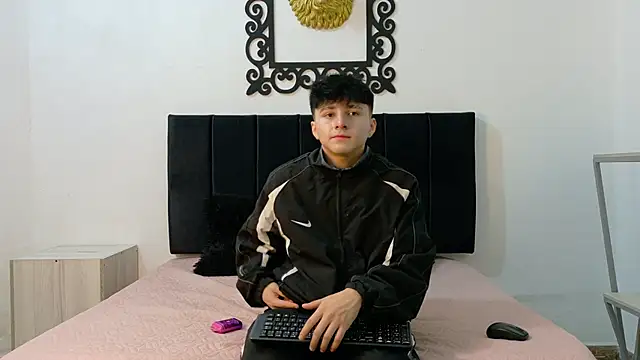 LunayDream online show from June 16, 11:24 am