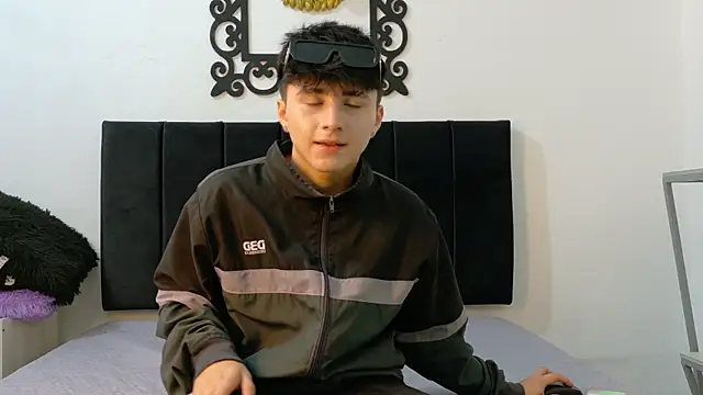 LunayDream online show from June 23, 11:41 am