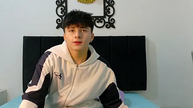 LunayDream online show from June 26, 11:36 am