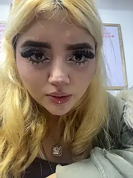 lya nekko  online show from May 21, 3:46 am