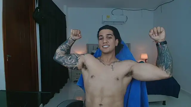 Snapshot of Mrbig_maximo chatting on June 12, 2:54 am Mrbig maximo online show from June 12, 2:54 am