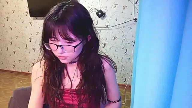 Snapshot of DelicaBrome chatting on June 6, 10:09 am DelicaBrome online show from June 6, 10:09 am