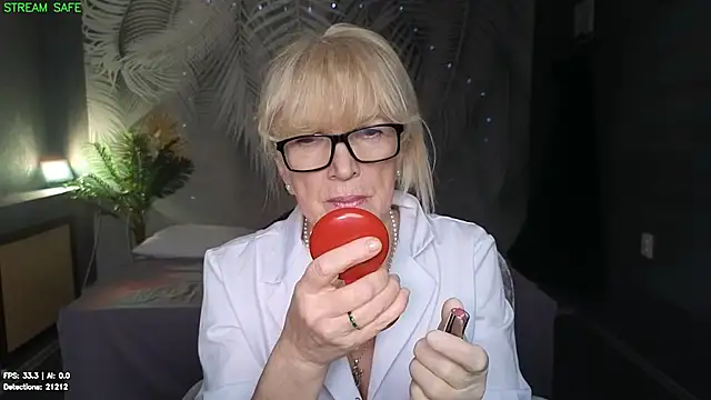 Dr Mireille online show from June 29, 12:27 pm