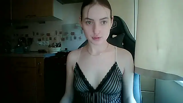 Snapshot of Lisanta chatting on May 31, 10:44 am Lisanta online show from May 31, 10:44 am