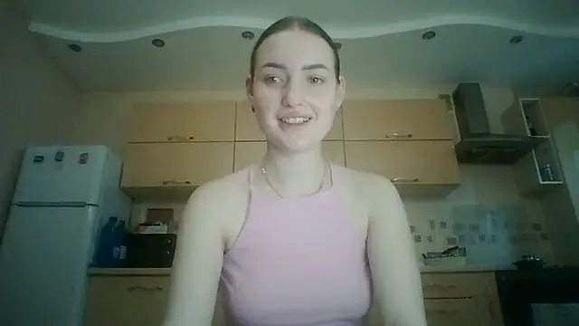 Lisanta online show from July 14, 3:07 pm