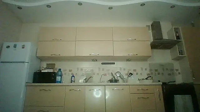 Lisanta online show from July 18, 7:39 pm