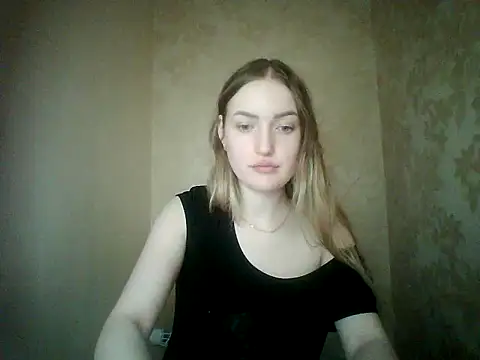 Lisanta online show from July 26, 5:42 pm