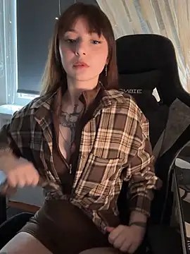 The Satan Girl online show from April 25, 10:07 am