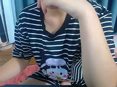 Mimi 200 online show from July 31, 3:22 pm