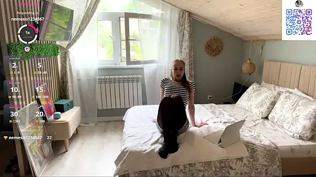 oliviakiiss online show from May 10, 10:09 am