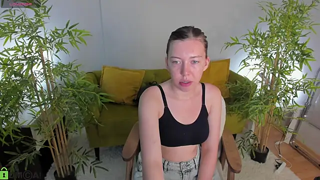 Sandra Ross online show from July 4, 12:39 am