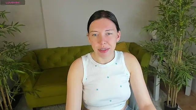 Sandra Ross online show from July 11, 12:35 am