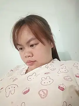 Truxcy1 online show from April 20, 3:15 pm