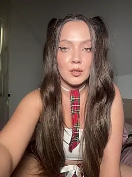AlyraMoon online show from July 11, 4:21 pm