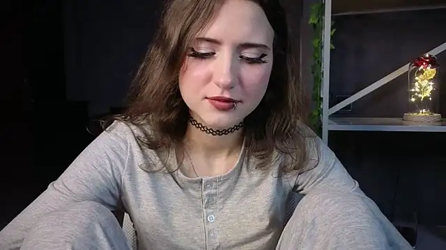 Snapshot of lovergirl4me chatting on June 20, 7:38 pm lovergirl4me online show from June 20, 7:38 pm