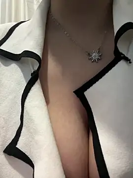 Laavinia online show from April 23, 10:34 pm