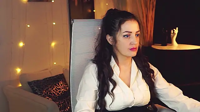 Snapshot of AureliaVane chatting on May 19, 3:51 pm AureliaVane online show from May 19, 3:51 pm