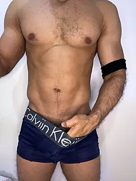 Lucas 93840 online show from May 1, 12:15 am
