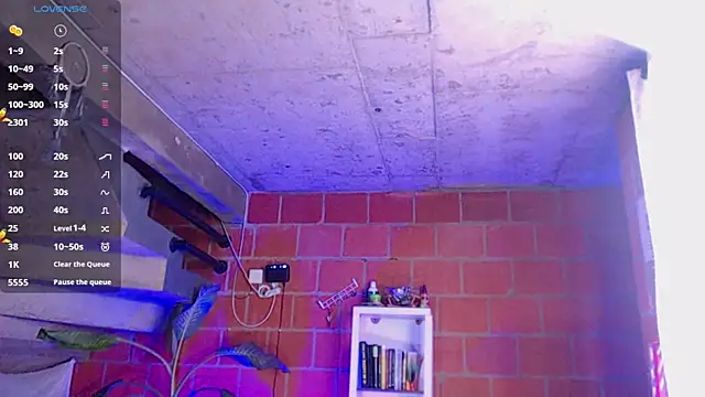 Valerymoon19 online show from June 22, 5:43 pm