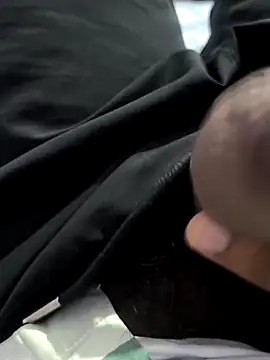 IndianDaddy0 online show from April 23, 4:53 pm