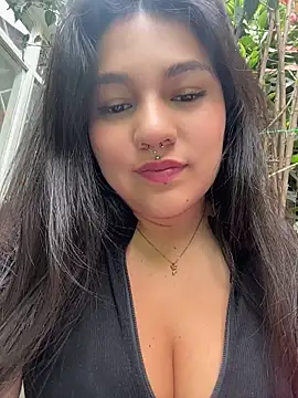 Snapshot of emily_gv1 chatting on June 18, 4:00 pm emily gv1 online show from June 18, 4:00 pm
