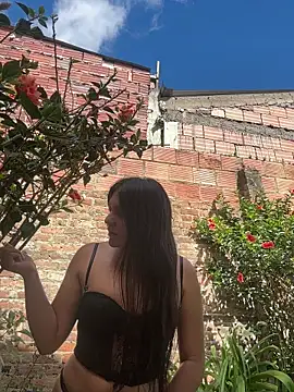Snapshot of emily_gv1 chatting on June 28, 2:45 pm emily gv1 online show from June 28, 2:45 pm