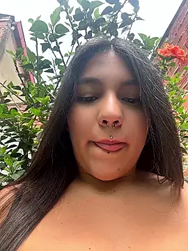 Snapshot of emily_gv1 chatting on July 13, 5:27 pm emily gv1 online show from July 13, 5:27 pm