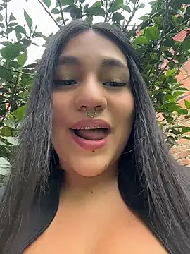 Snapshot of emily_gv1 chatting on August 4, 5:04 pm emily gv1 online show from August 4, 5:04 pm