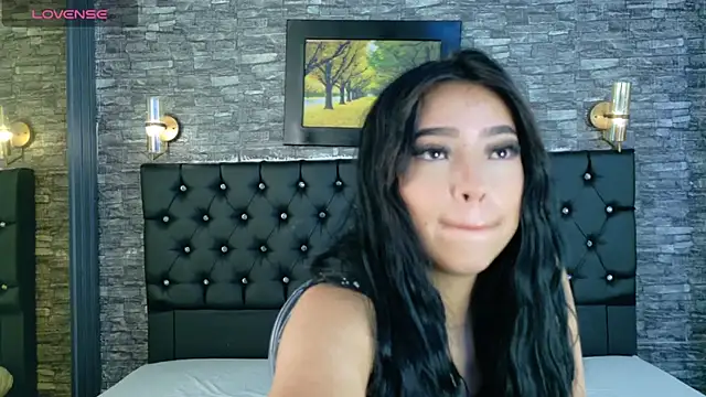 Lulo Ross online show from April 21, 5:50 pm