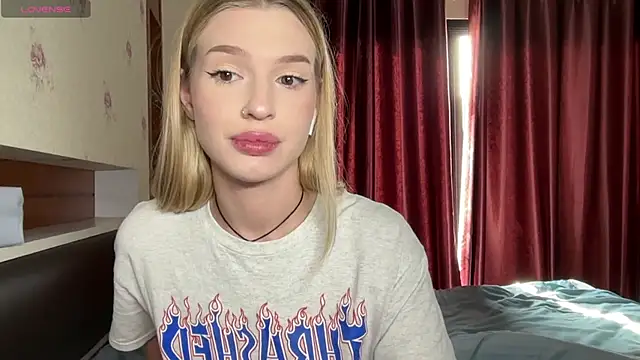 crazysuckks online show from April 25, 1:52 am