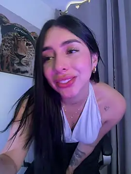 IsabellaNoir  online show from April 27, 10:08 pm