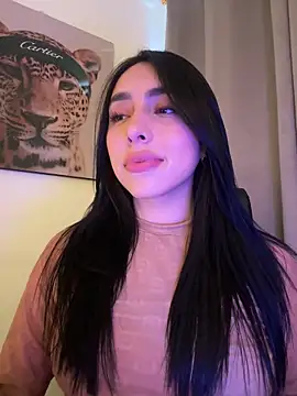 IsabellaNoir  online show from June 13, 9:13 pm