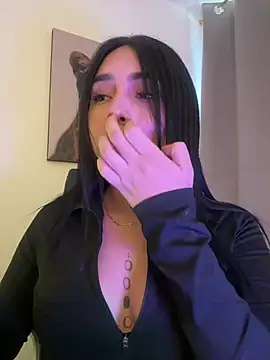 IsabellaNoir  online show from June 25, 6:34 pm