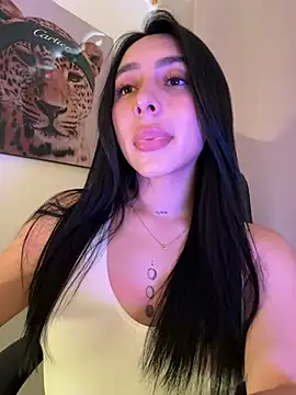 IsabellaNoir  online show from July 14, 4:13 pm