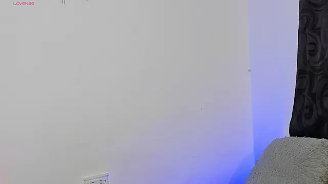 Snapshot of _IanLark chatting on May 16, 12:07 am IanLark online show from May 16, 12:07 am