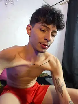  IanLark online show from July 5, 12:06 am