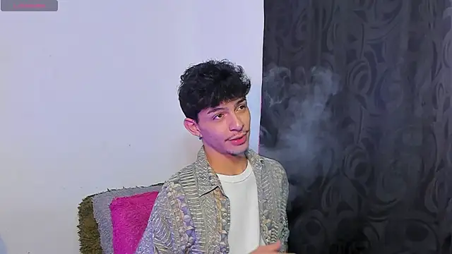  IanLark online show from July 27, 1:12 am