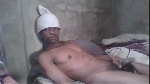 Snapshot of bootypleasr chatting on May 31, 8:32 am bootypleasr online show from May 31, 8:32 am