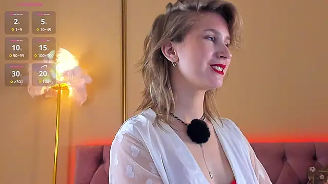 Lilianadaniels online show from June 15, 1:30 am
