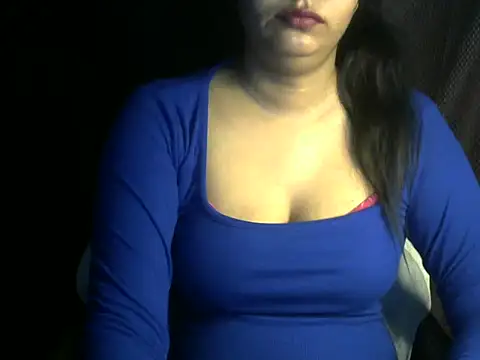 aaysha lov online show from May 9, 11:43 pm