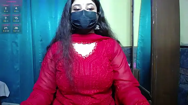 -Queenie online show from July 24, 7:34 pm