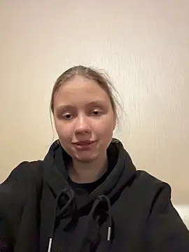 StaceyCross  online show from April 21, 8:34 pm